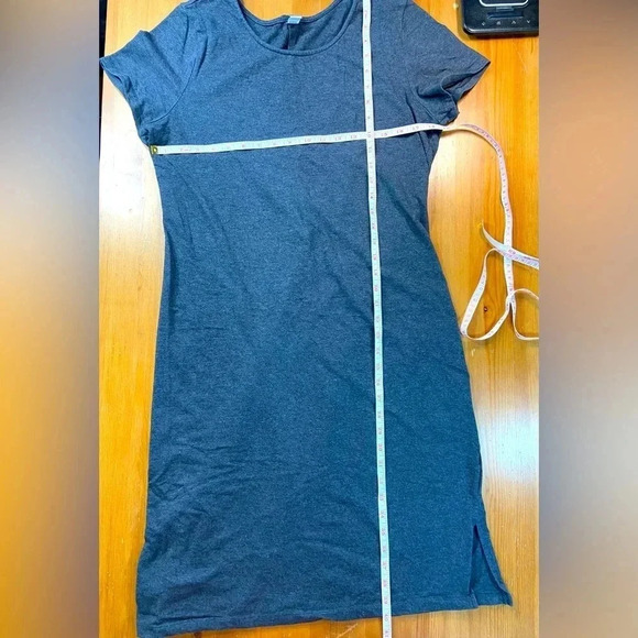 Dresses & Skirts - 💃Old Navy,  Gray Stretch Knit Dress.